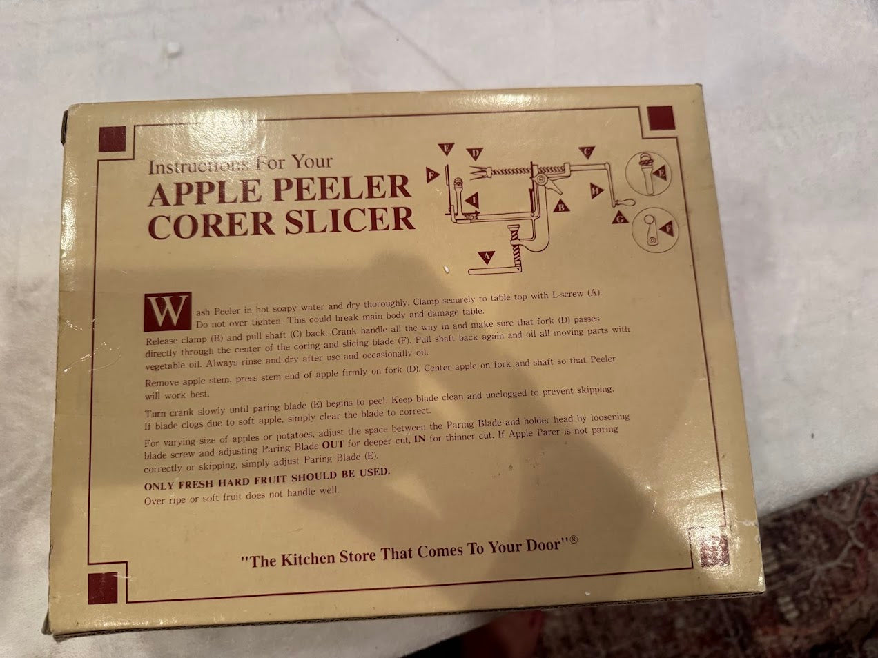 Pampered Chef Apple Peeler • Corer • Slicer with Box & Instructions