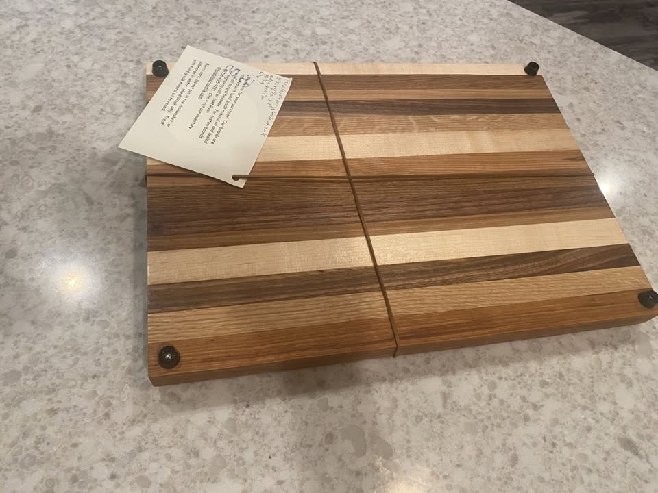 Board 07.39 Handmade Edge Grain Cutting Board – Maple, Cherry, Walnut & Oak Wood