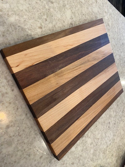 Board 07.06 Black Walnut & Maple Cutting Board | 11” x 14”