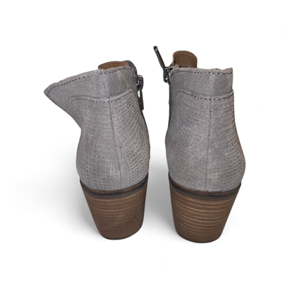 Lucky Brand Gray Textured Ankle Booties Women’s Size 7.5 Block Heel Side Zip Boots