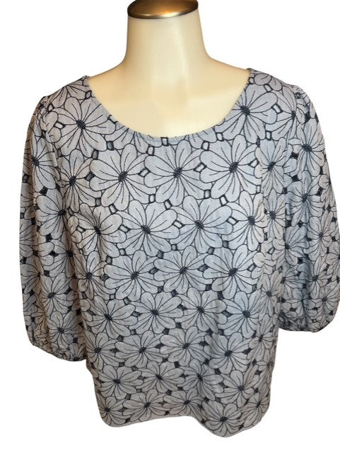Talbots Blue Floral Embroidered Cotton Blouse Women’s Size 12 Lined 3/4 Sleeve Top