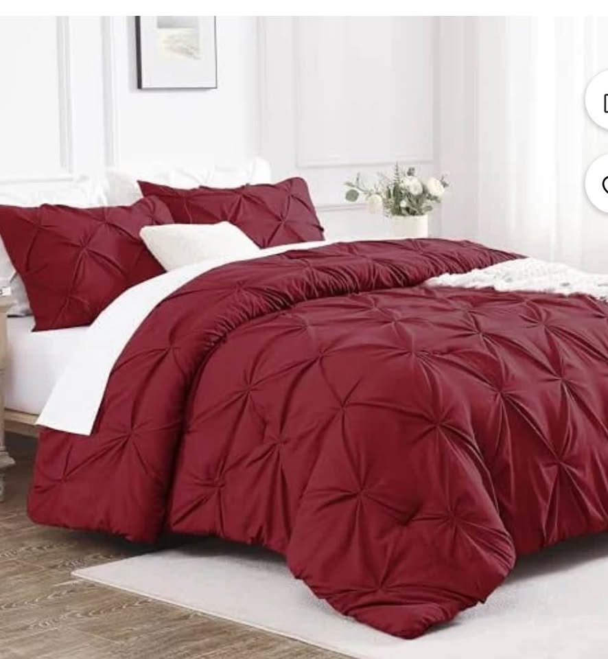 Queen 7-Piece Burgundy Pinch Pleat Comforter Set – Sheets + Shams Included