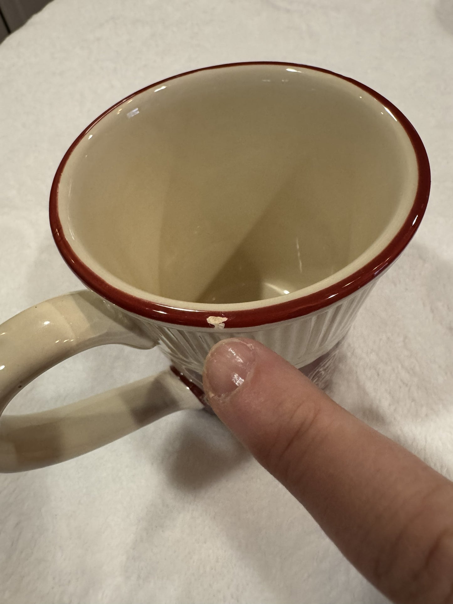 Pier 1 Red Medallion Scroll Dinnerware Set – 16 Pieces (Service for 4)