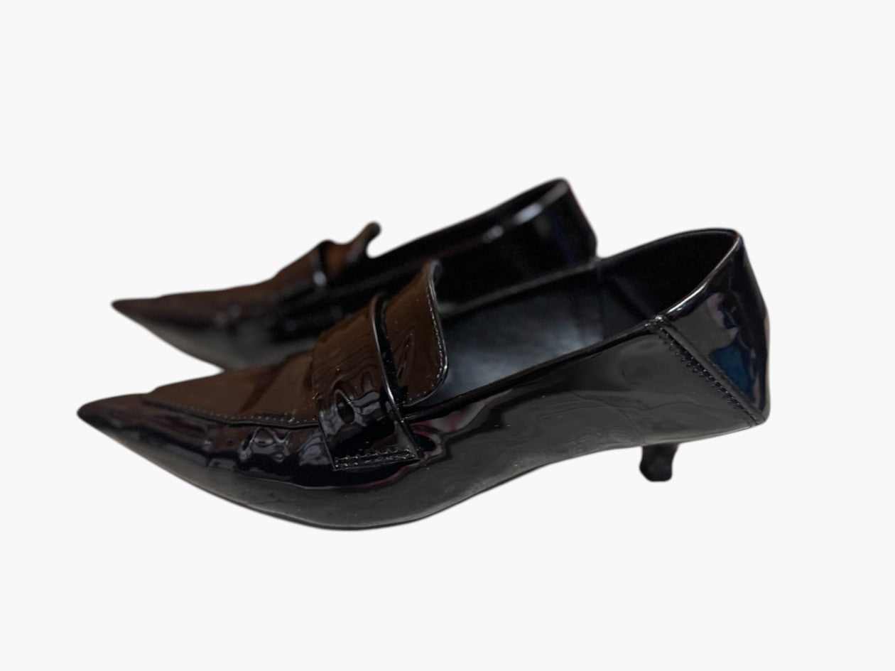 Women’s Black Patent Pointed Toe Kitten Heel Loafers Size 7