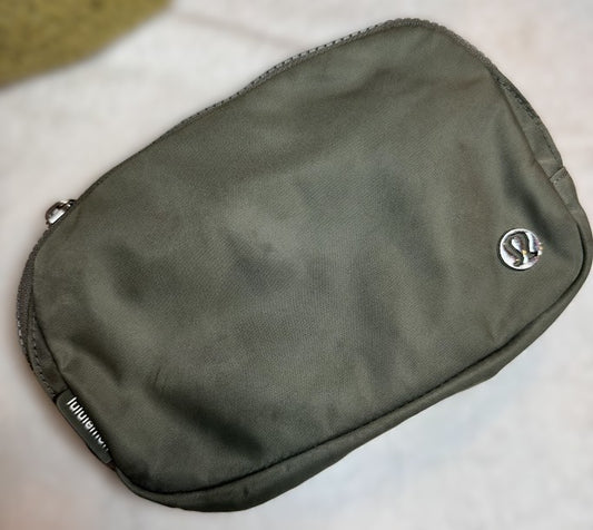 Lululemon Everywhere Belt Bag | Adjustable Crossbody Waist Pack | Olive Green | Gently Used