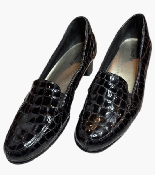 Black Croc-Embossed Loafers – 2" Heel Comfort Slip-On Shoes (Size 7)