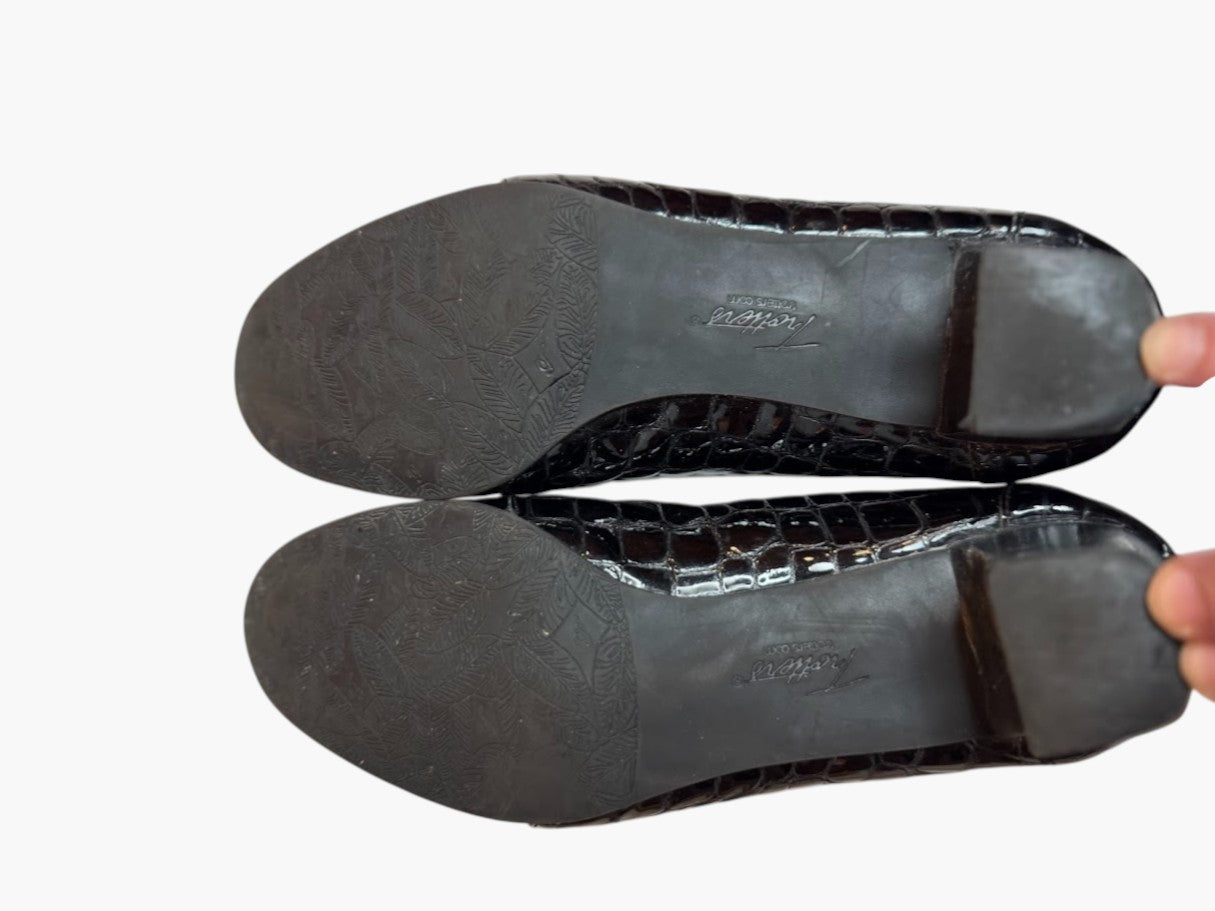 Black Croc-Embossed Loafers – 2" Heel Comfort Slip-On Shoes (Size 7)