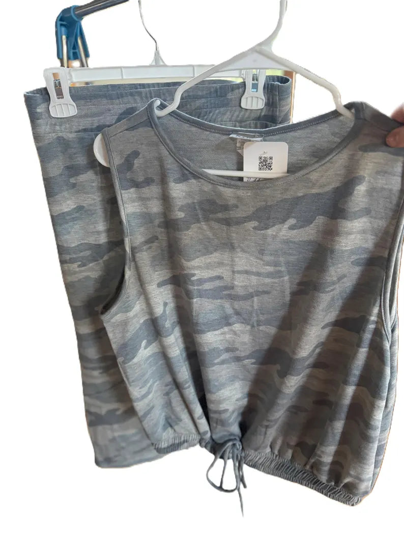 Camo Tank Top and Skirt Set for Women - Size Medium