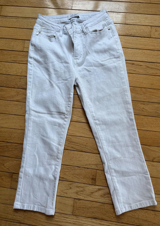 Women's Size 5/27 Judy Blue White Skinny Capris - Trendy Denim Bottoms