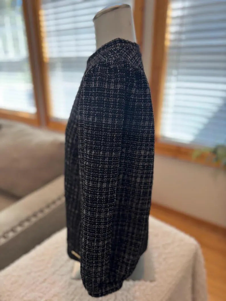 Anne Klein Women’s Black, White & Metallic Long Sleeve Top – Size Small