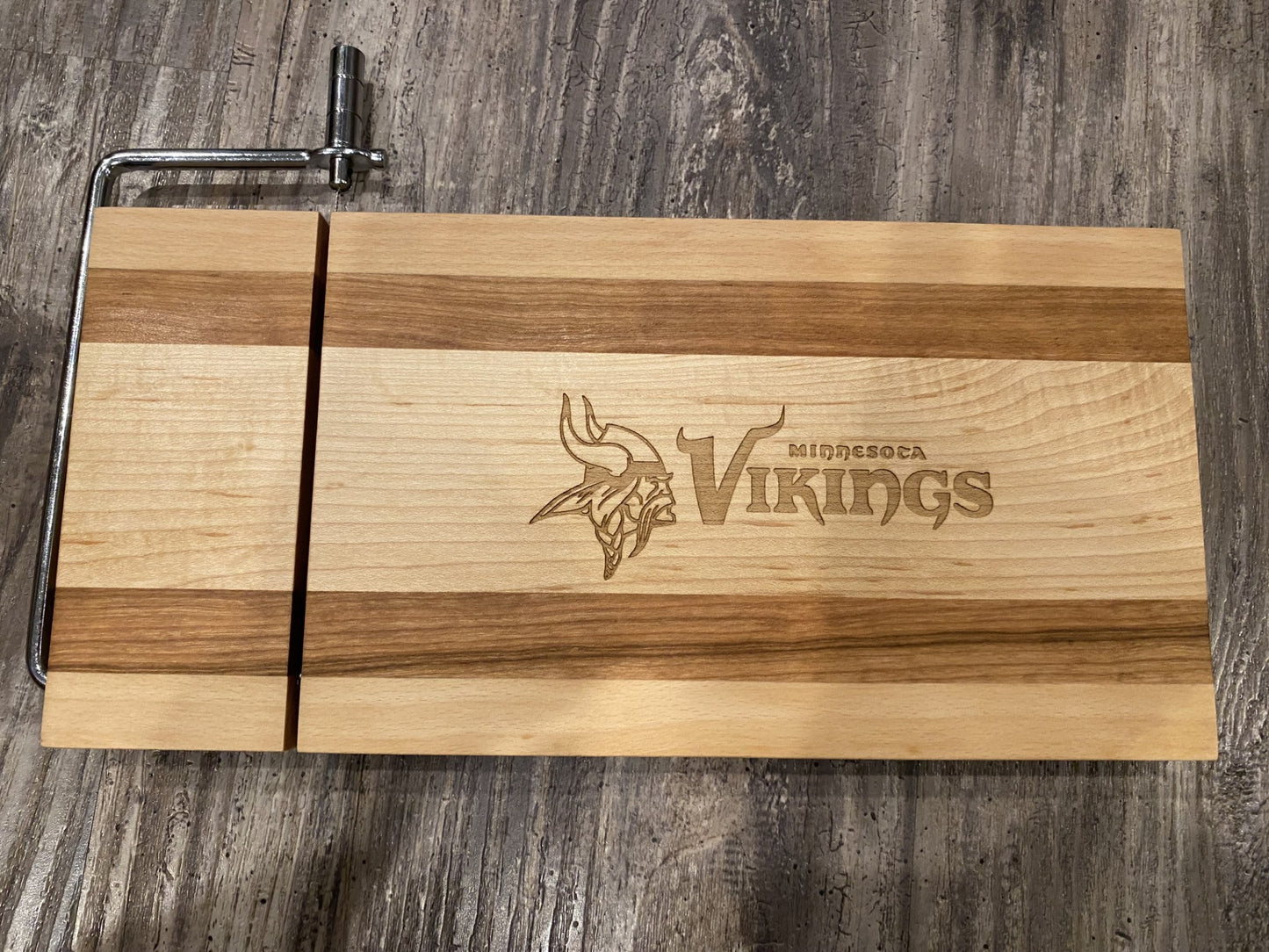 Minnesota Vikings Engraved Solid Wood Cheese Slicer Board – Maple & Cherry – 7.5x12.5 07.30.13
